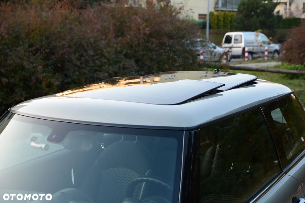 MINI Cooper Standard - 18