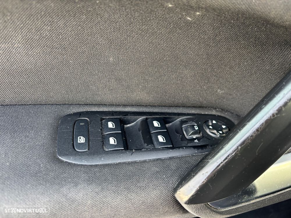 Peugeot 308 1.2 PureTech Style - 38