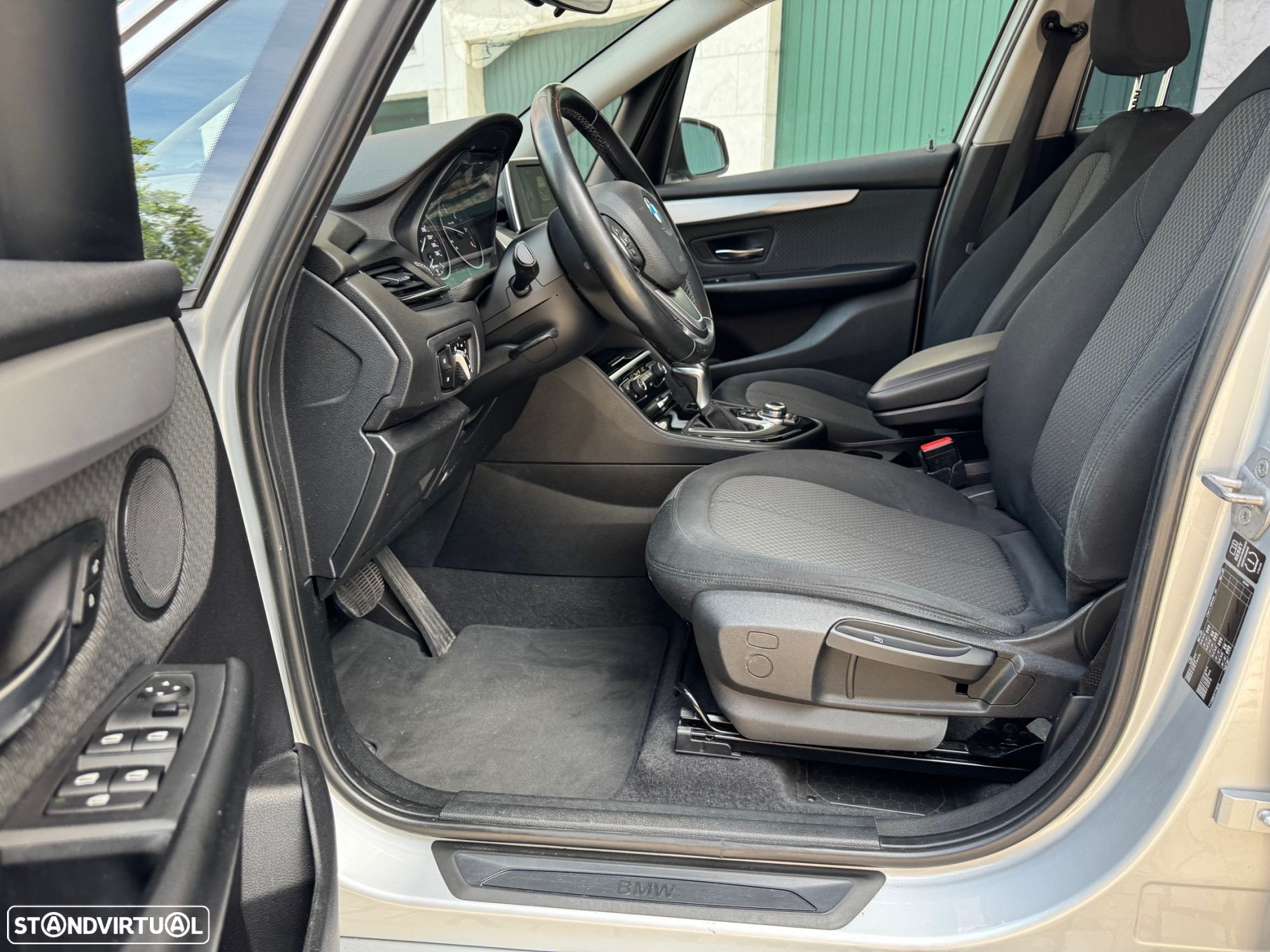 BMW 218 Active Tourer d Aut. Advantage - 9