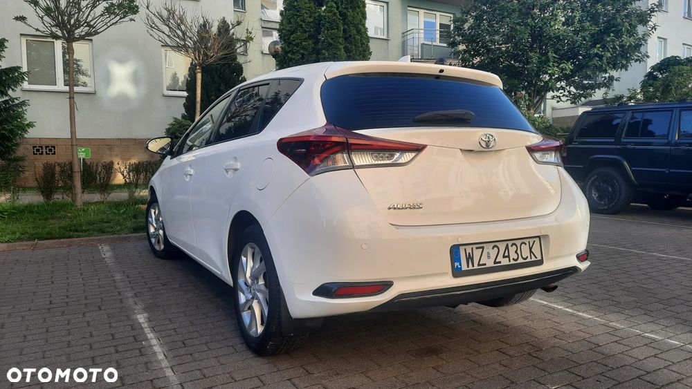Toyota Auris 1.6 Active - 4