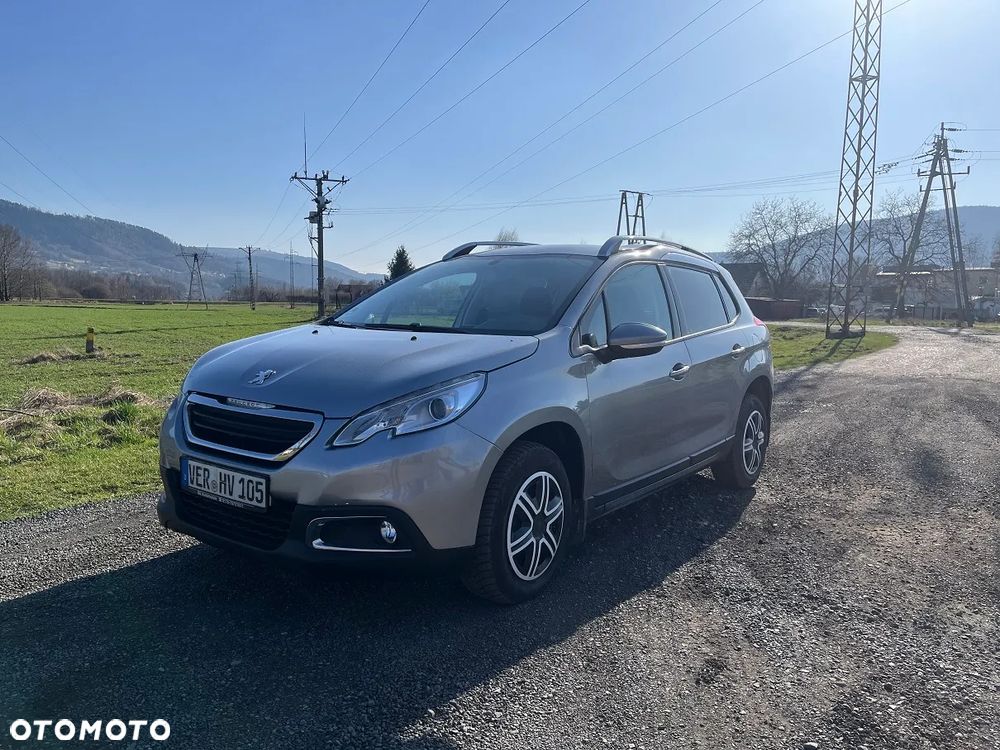 Peugeot 2008 1.2 Pure Tech Allure S&S EAT6 - 4