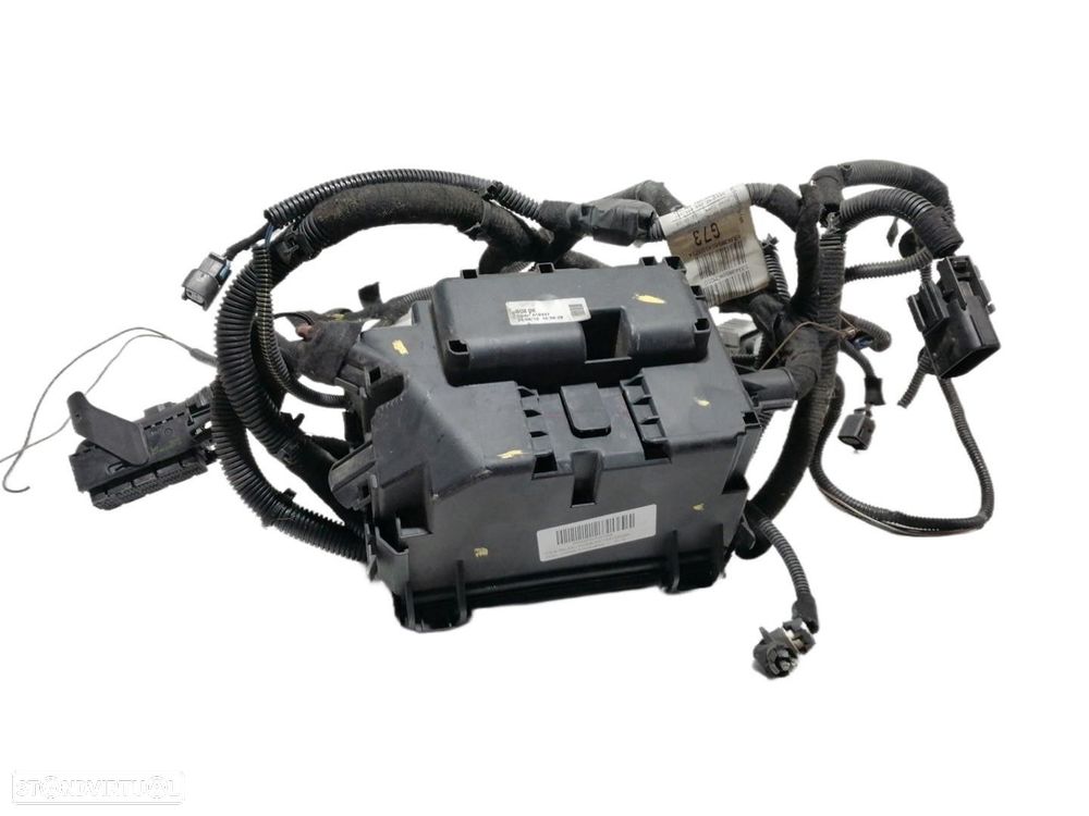 CAIXA RELÉS / FUSÍVEIS OPEL CORSA D 2010 -13246936 - 2