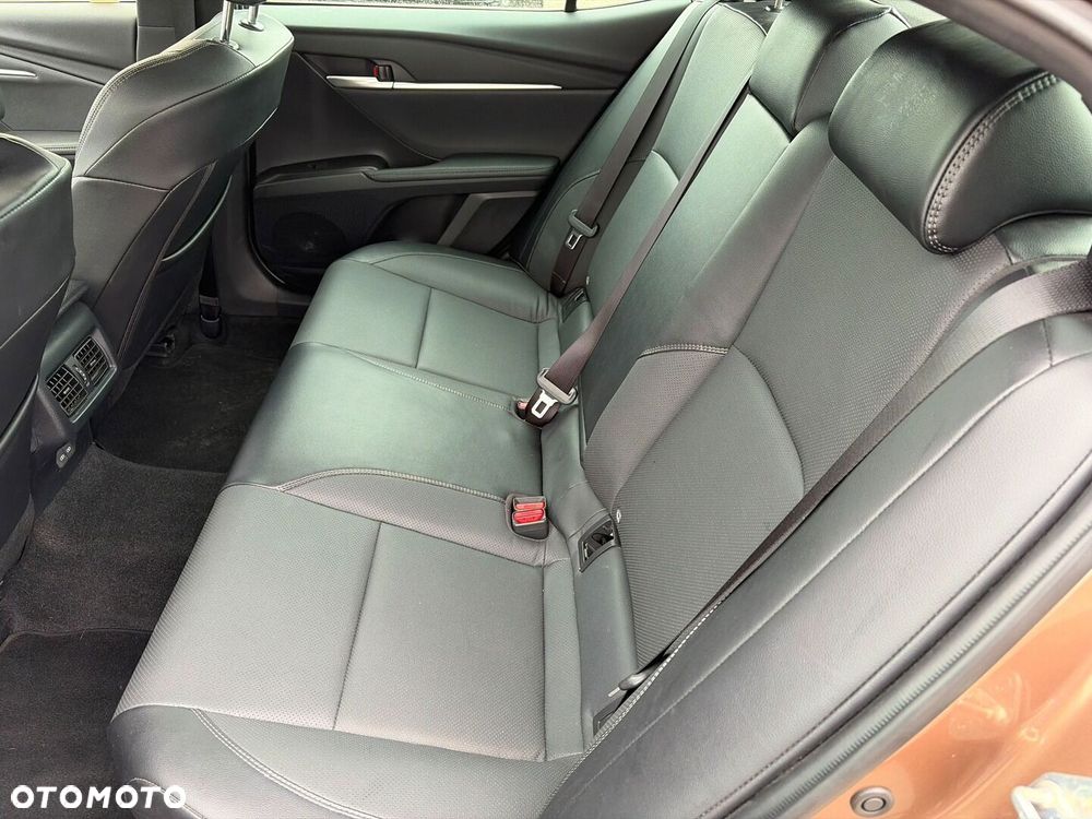 Toyota Camry - 15
