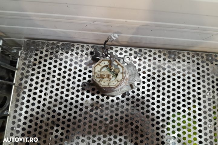 Carcasa filtru motorina 2.2 D Toyota Avensis 2 T25 [facelift] [2006 - - 2