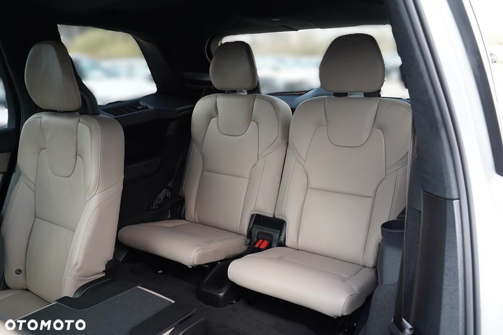 Volvo XC 90 B5 B AWD Ultra Bright 7os - 12