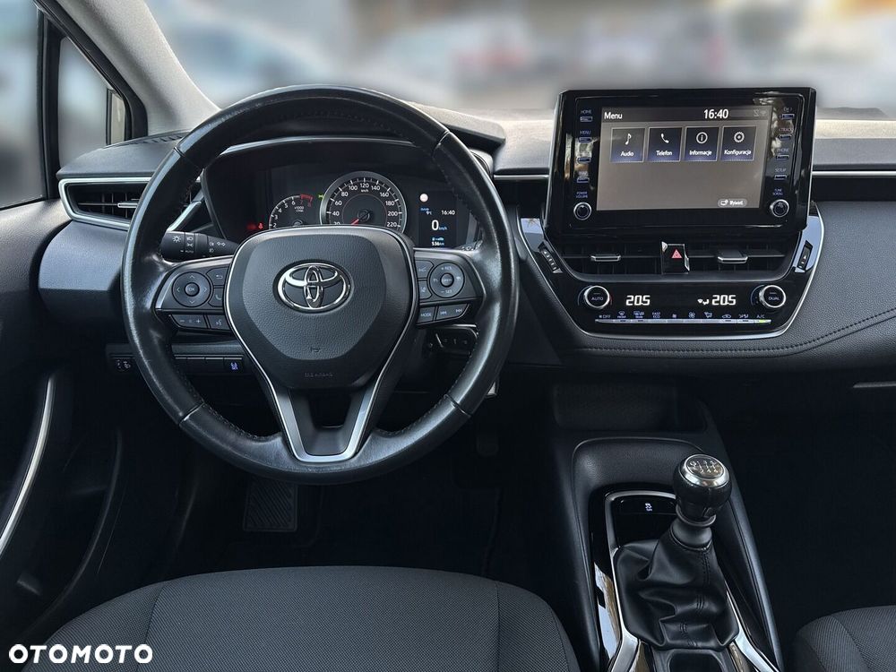 Toyota Corolla - 28