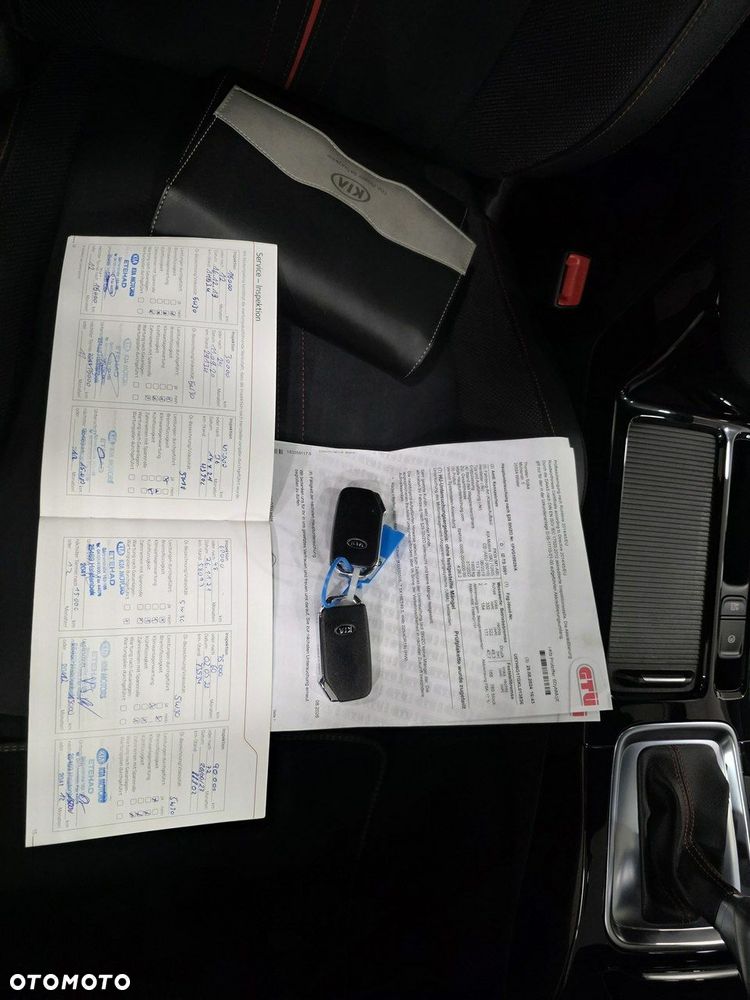 Kia ProCeed 1.6 T-GDI GT DCT - 36