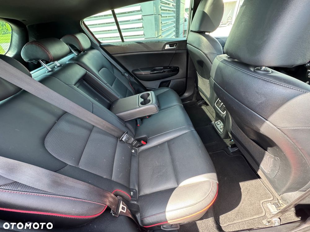 Kia Sportage 1.6 CRDI AWD Eco-Dynamics+ (48V M-H) GT LINE - 19