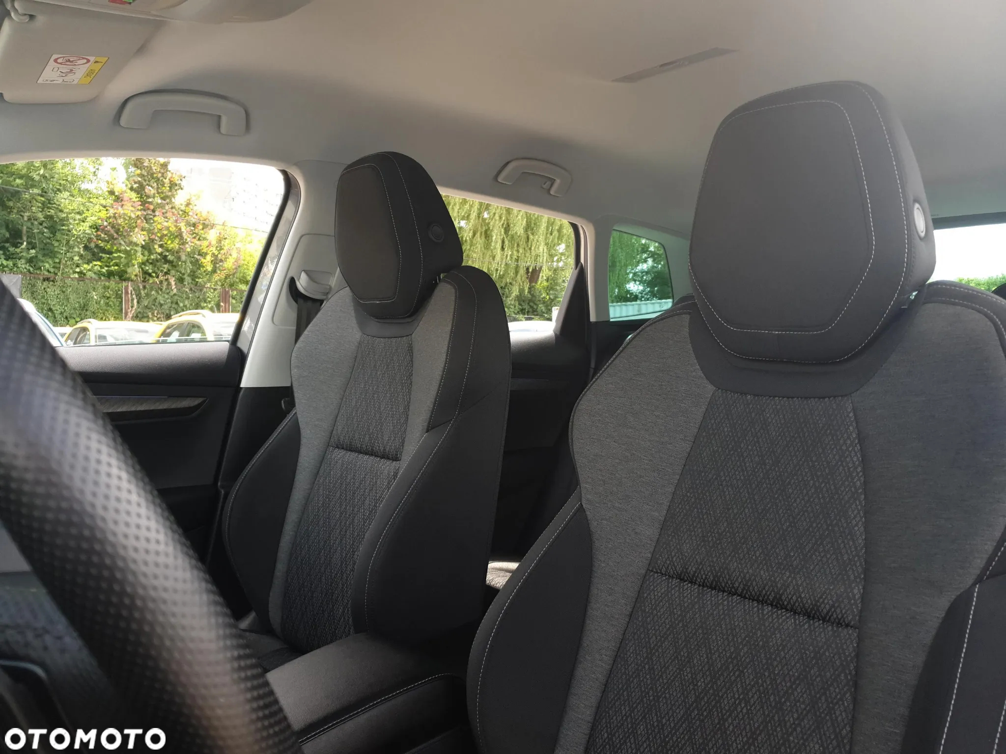Skoda Karoq 1.5 TSI ACT 4x2 Style DSG - 11