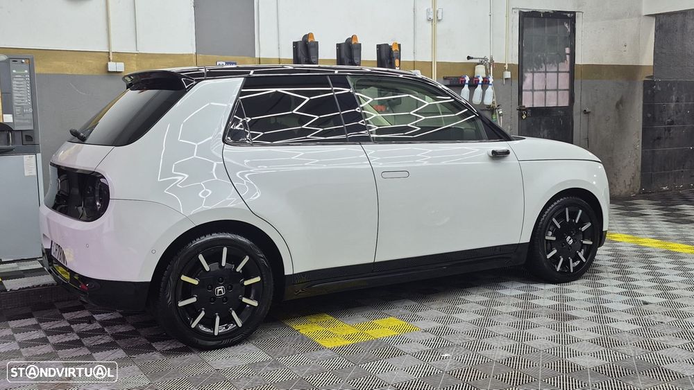 Honda e Advance (17") - 9