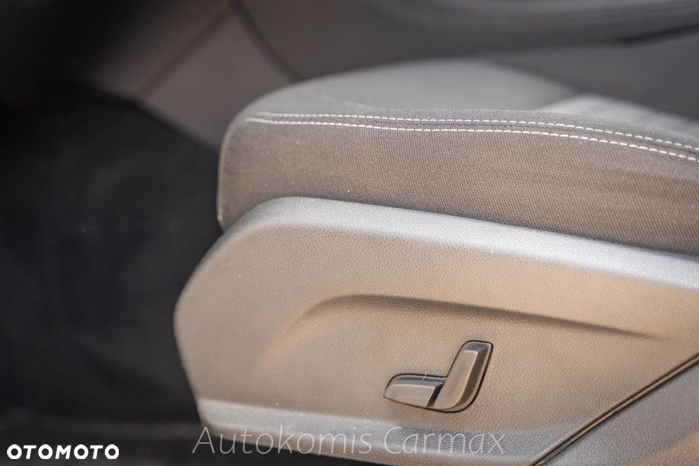 Mercedes-Benz GLC - 20