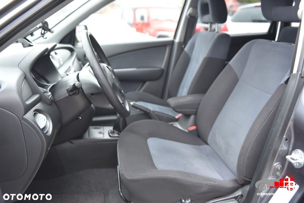 Mitsubishi Outlander - 13