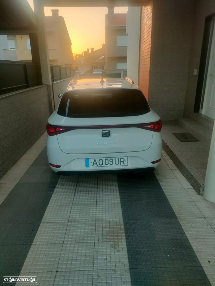 SEAT Leon 2.0 TDI DSG Style - 3