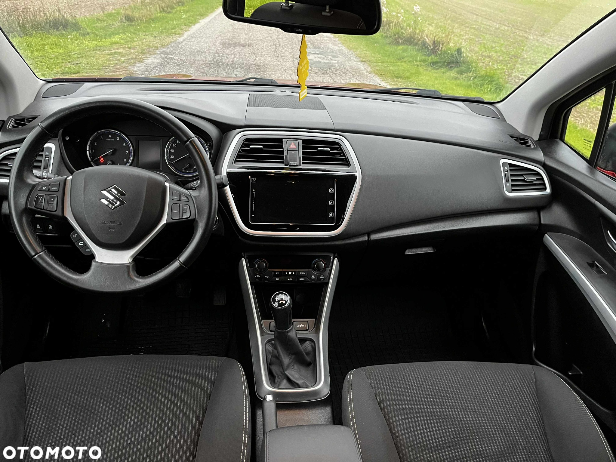 Suzuki SX4 S-Cross 1.0 T Comfort - 8
