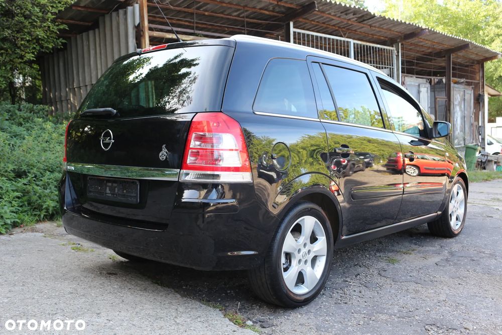 Opel Zafira 1.8 Innovation 110 Jahre - 6