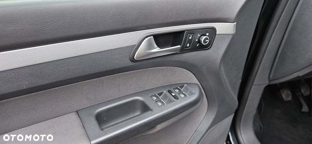 Volkswagen Touran 1.4 TSI Life - 11