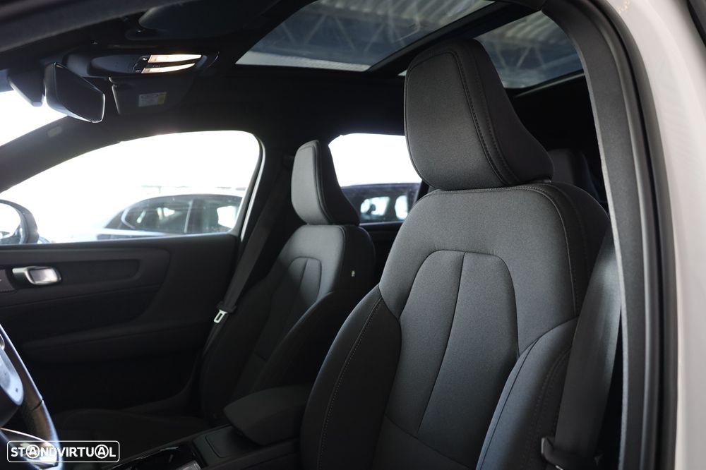 Volvo XC 40 Recharge Ultimate - 8