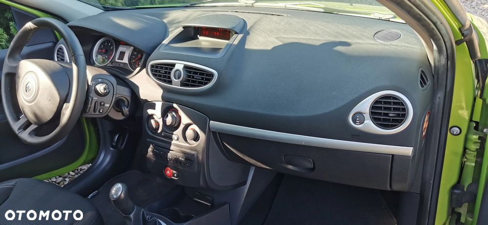 Renault Clio - 5
