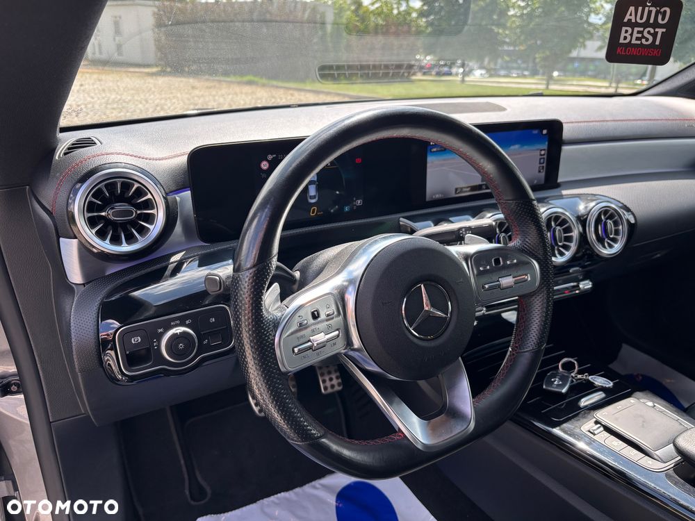 Mercedes-Benz CLA 200 AMG Line 7G-DCT - 29