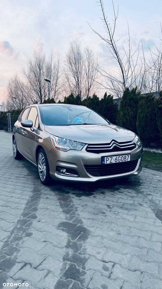 Citroën C4 2.0 HDi Exclusive - 10