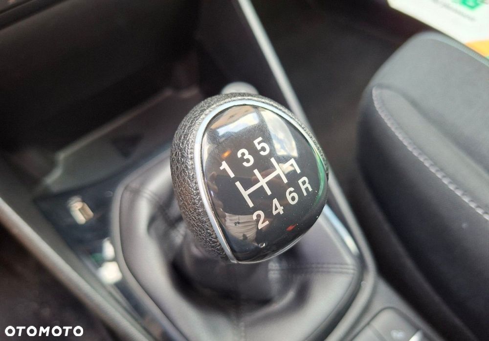 Ford Fiesta - 26