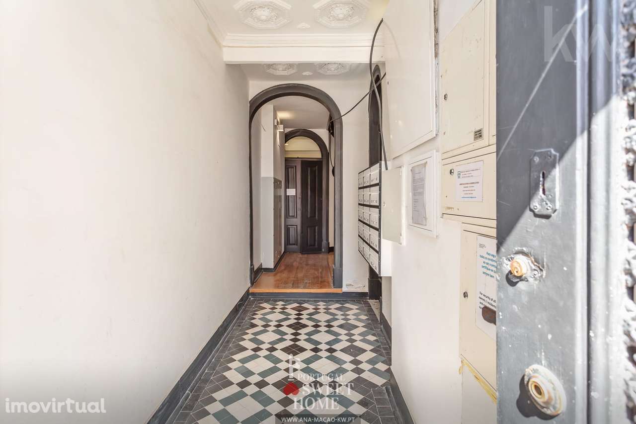 Apartamento T2 renovado com vista rio, em frente ao Panteão Nacional - Grande imagem: 4/60