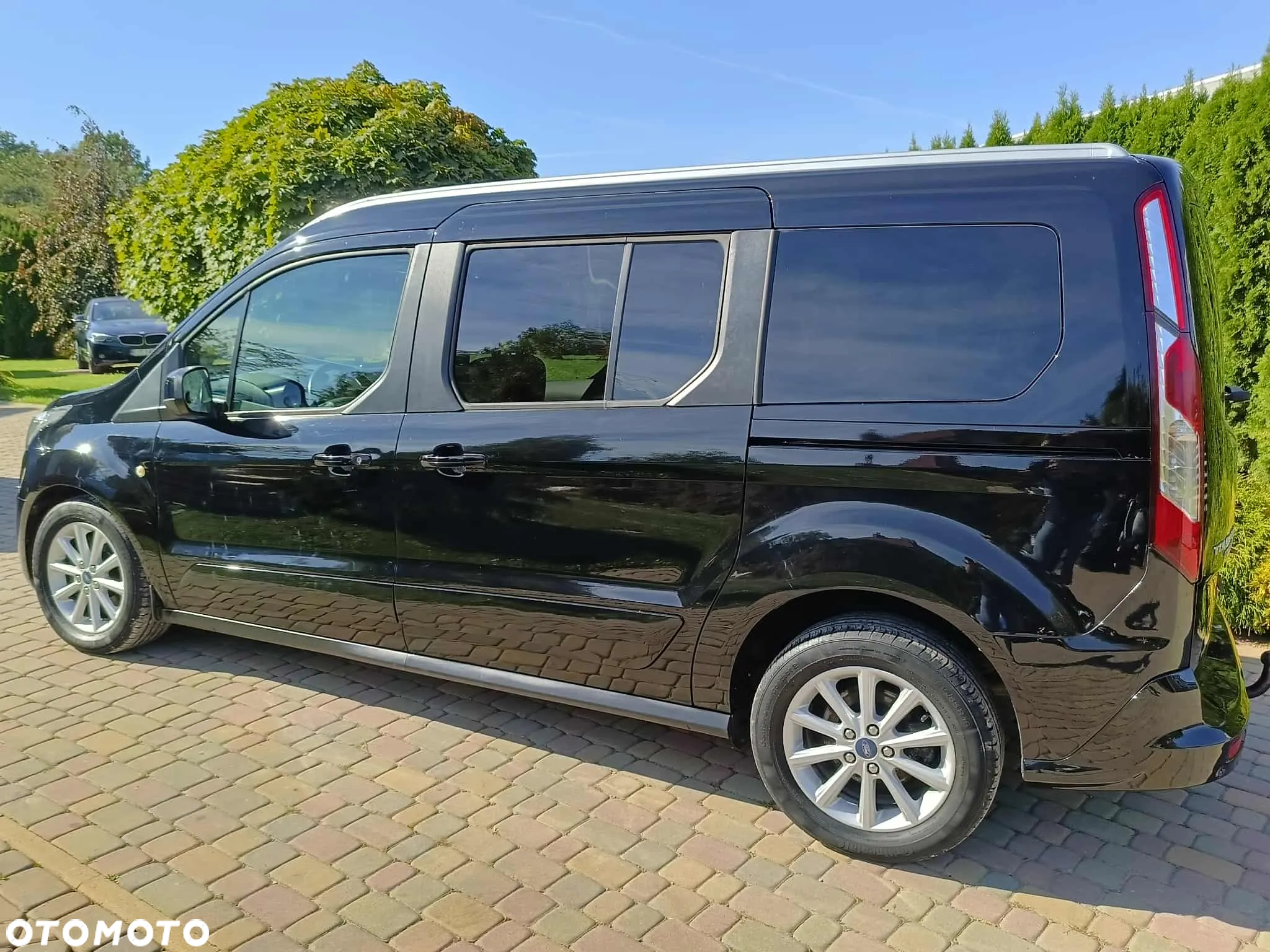 Ford Tourneo Connect Grand - 10