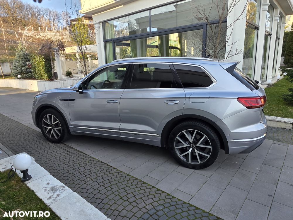 Volkswagen Touareg - 4