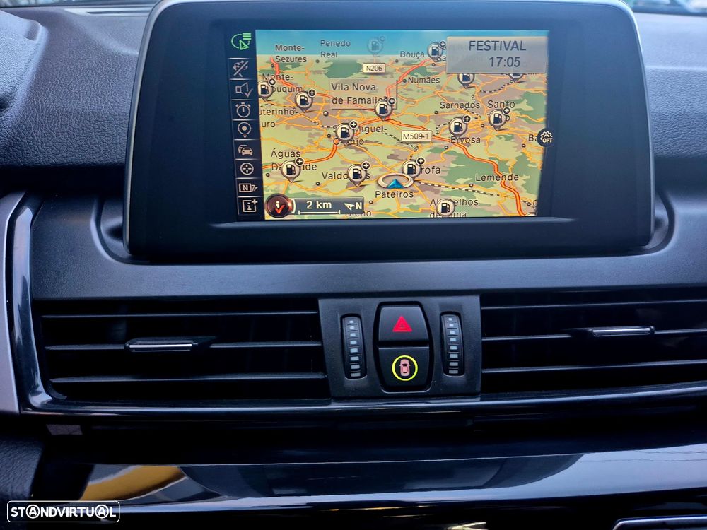 BMW 218 Active Tourer i Luxury Line - 33