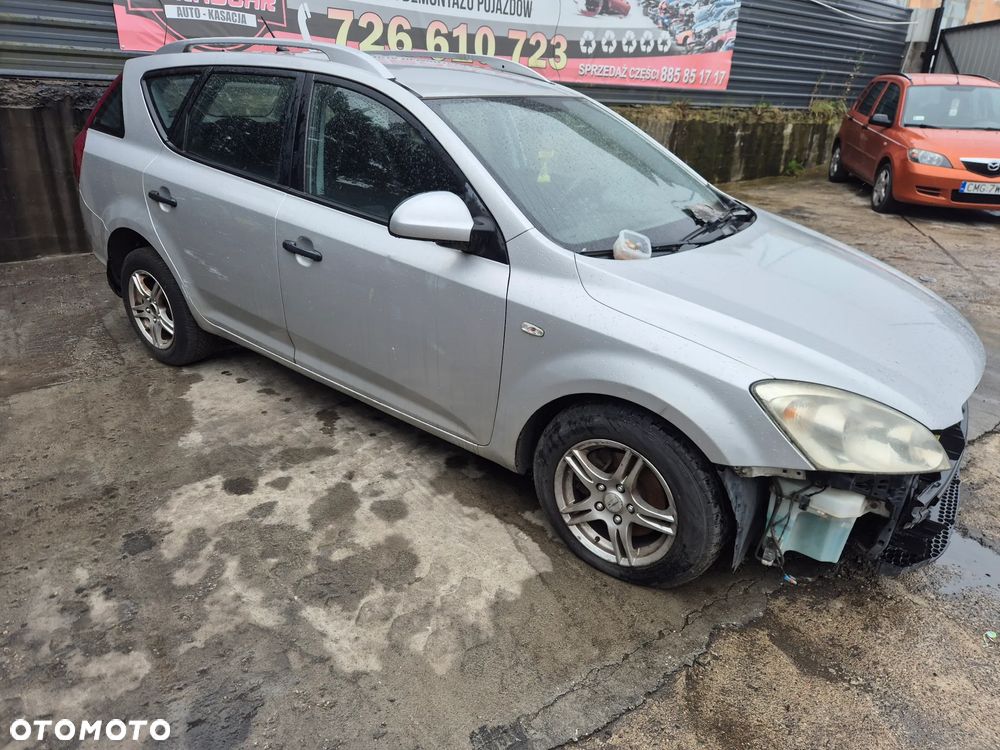 KIA CEED  2.0 CRDI LAK 9S CZESCI NA CZESCI - 1
