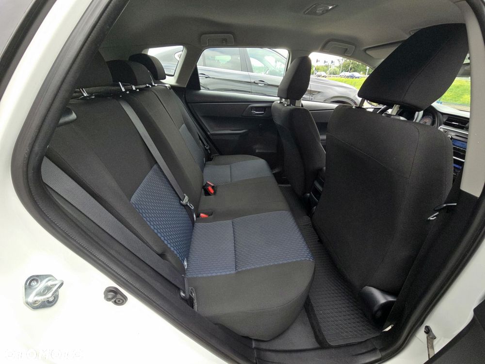 Toyota Auris - 26