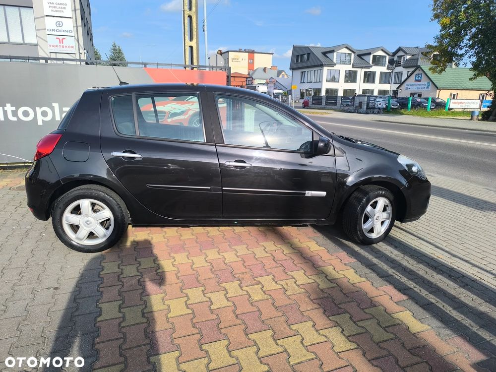 Renault Clio 1.2 TCE Expression - 1