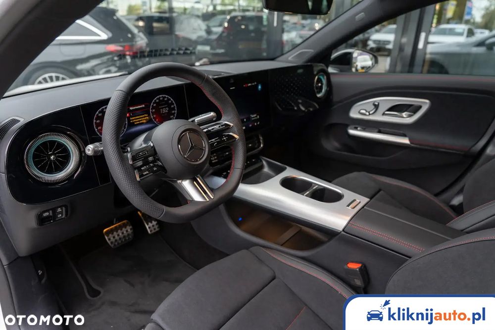 Mercedes-Benz CLA 200 AMG Line 7G-DCT - 6