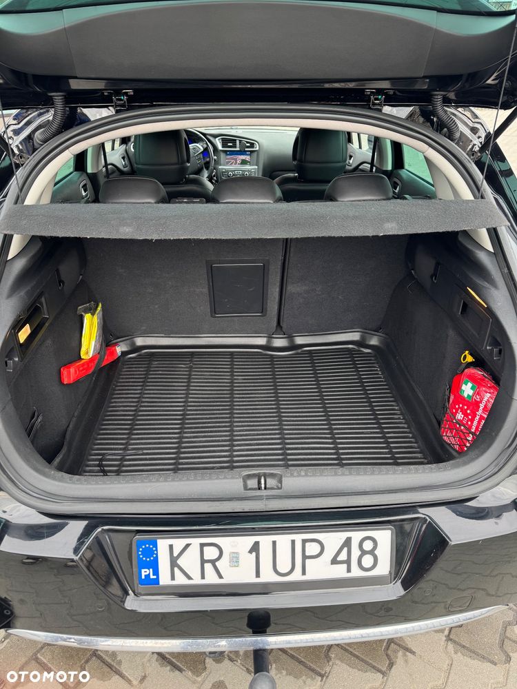 Citroën C4 1.6 VTi Exclusive - 8