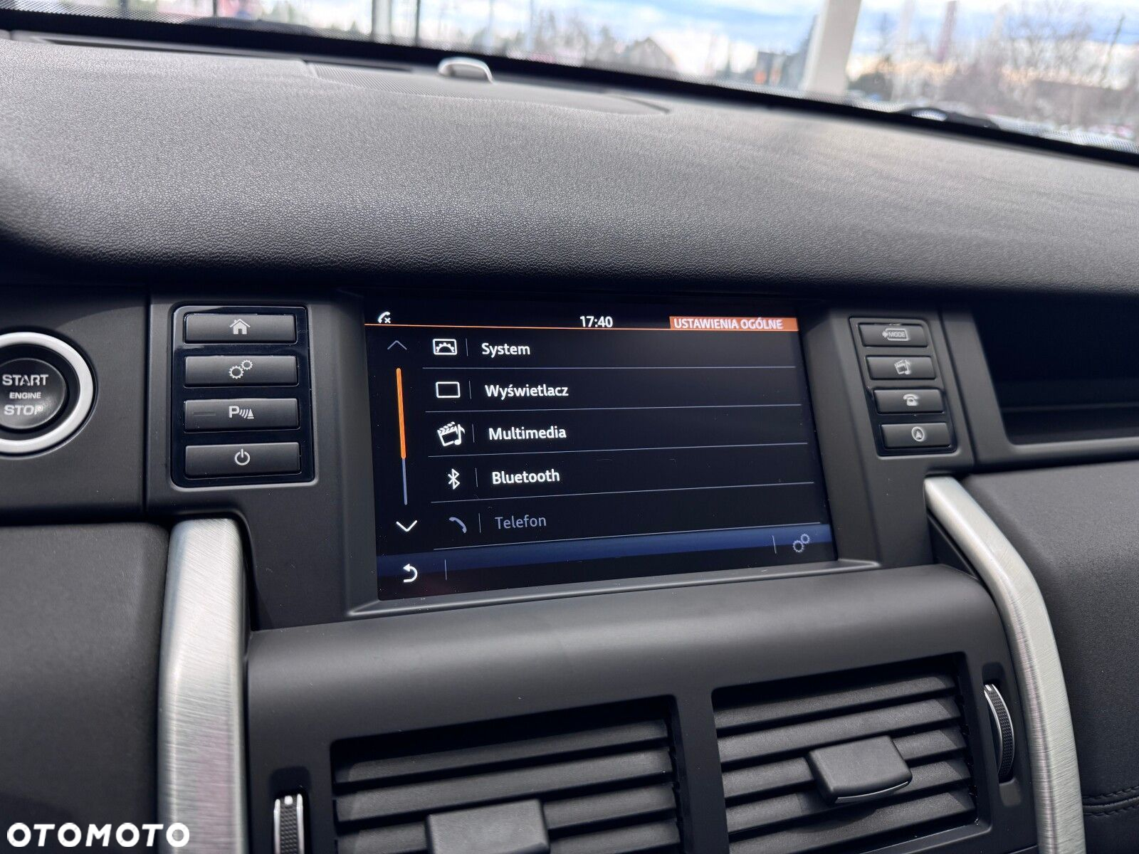 Land Rover Discovery Sport 2.0 TD4 SE - 33