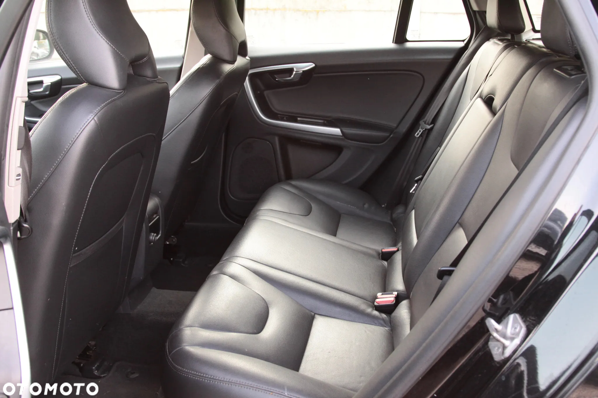 Volvo V60 D3 Summum - 22