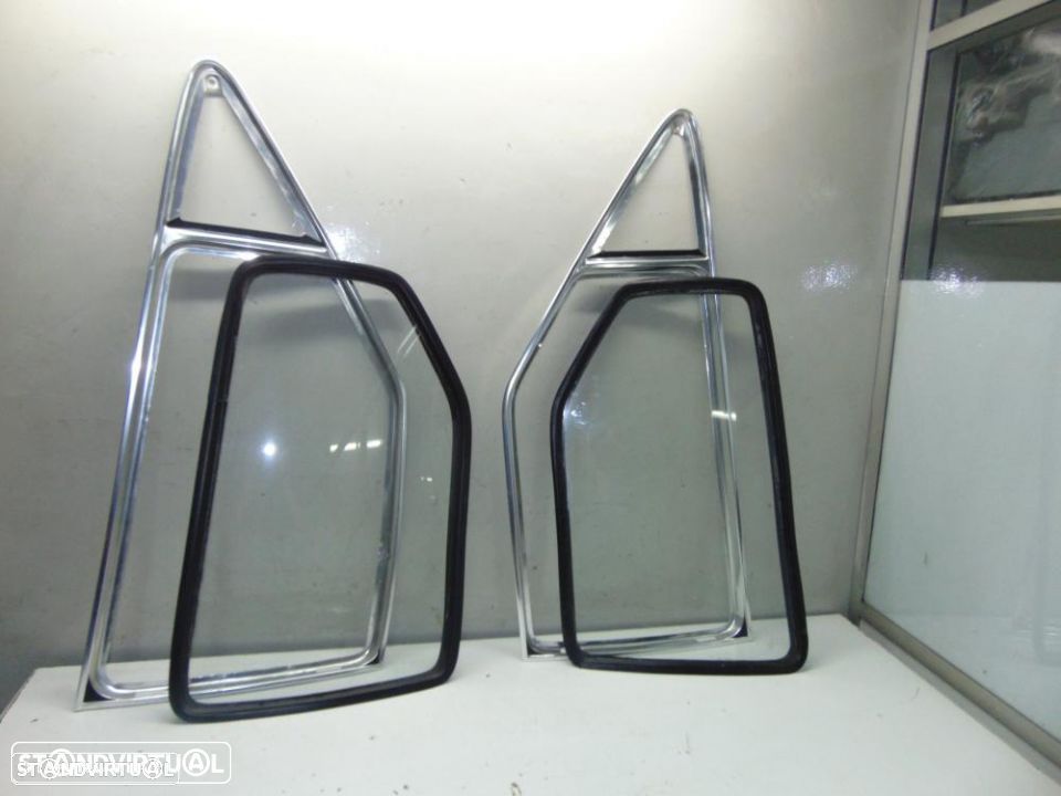 Opel Kadett D vidros laterais - 1