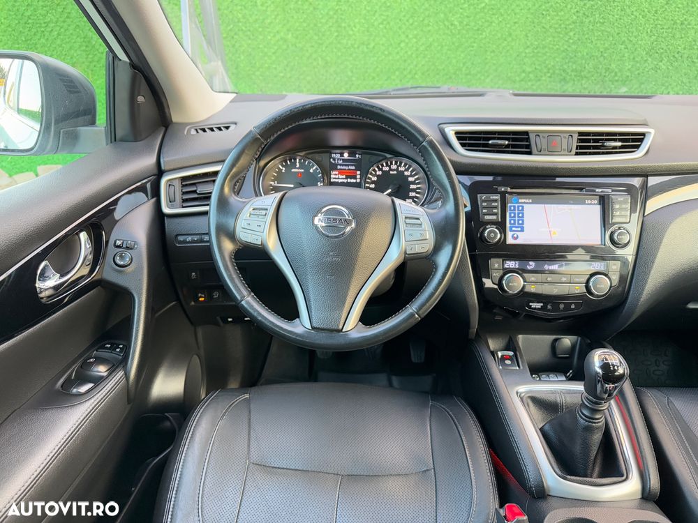 Nissan Qashqai 1.6 DCI TEKNA+ - 9
