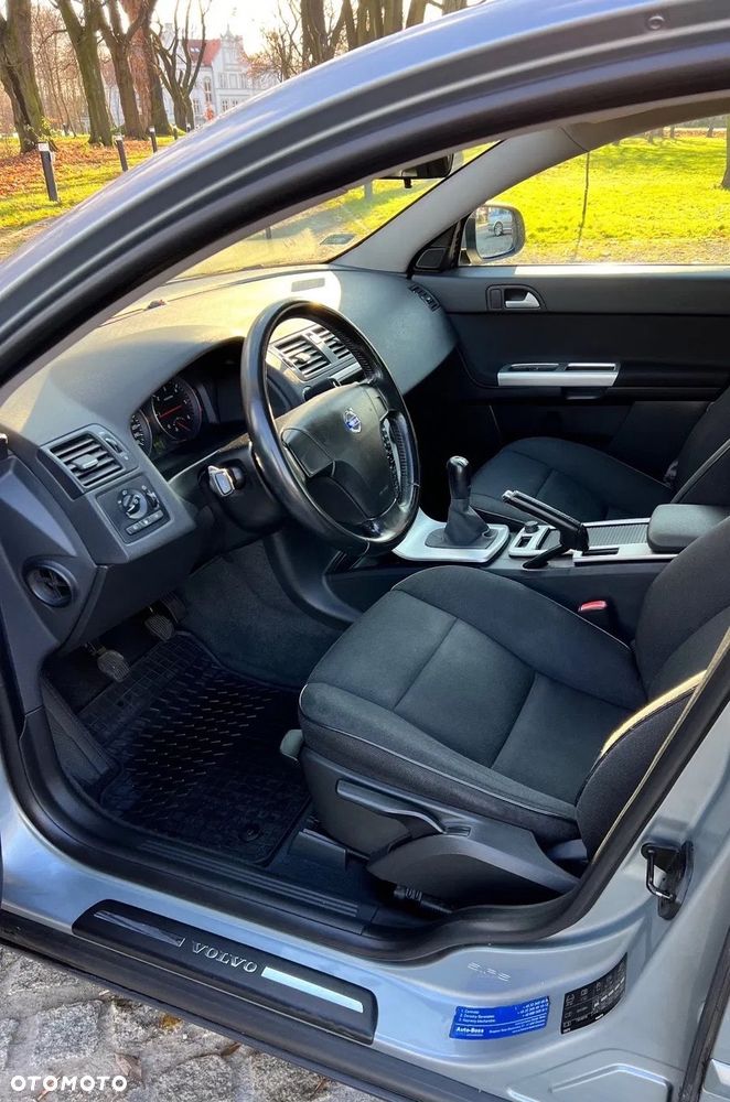 Volvo V50 2.0D - 16