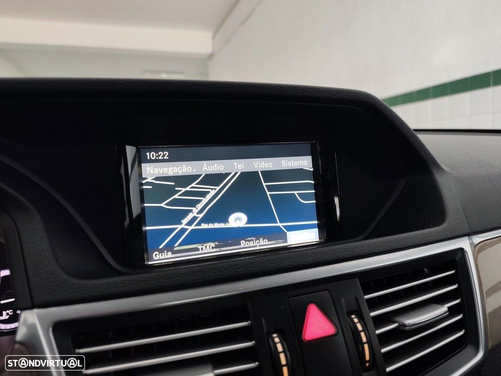 Mercedes-Benz E 250 BlueTEC Elegance Auto. - 23