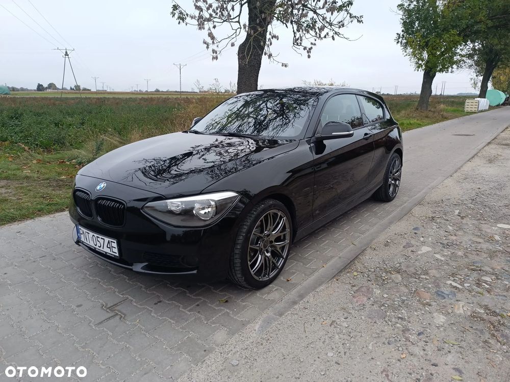 BMW 1 Series 2012 photo 2