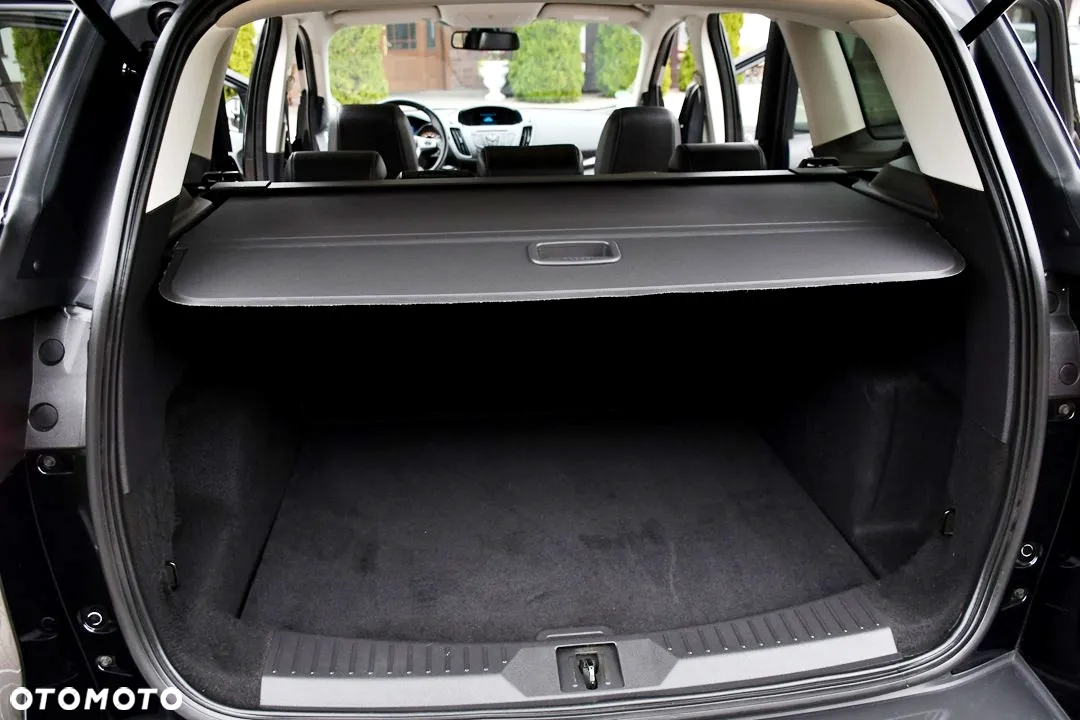 Ford Kuga 2.0 TDCi 4WD Titanium - 26