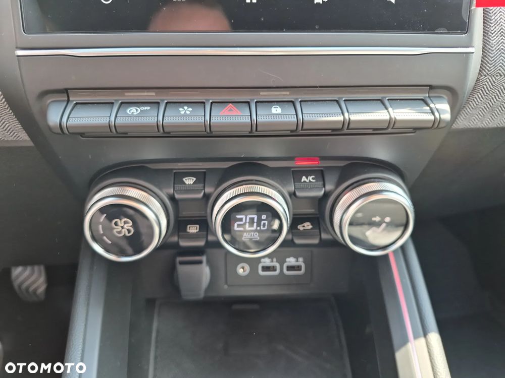Renault Clio 1.0 TCe Techno - 21