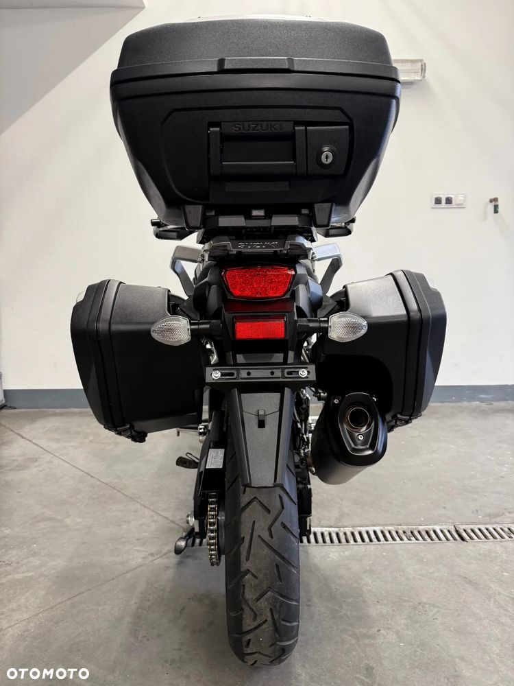 Suzuki V-STROM - 40