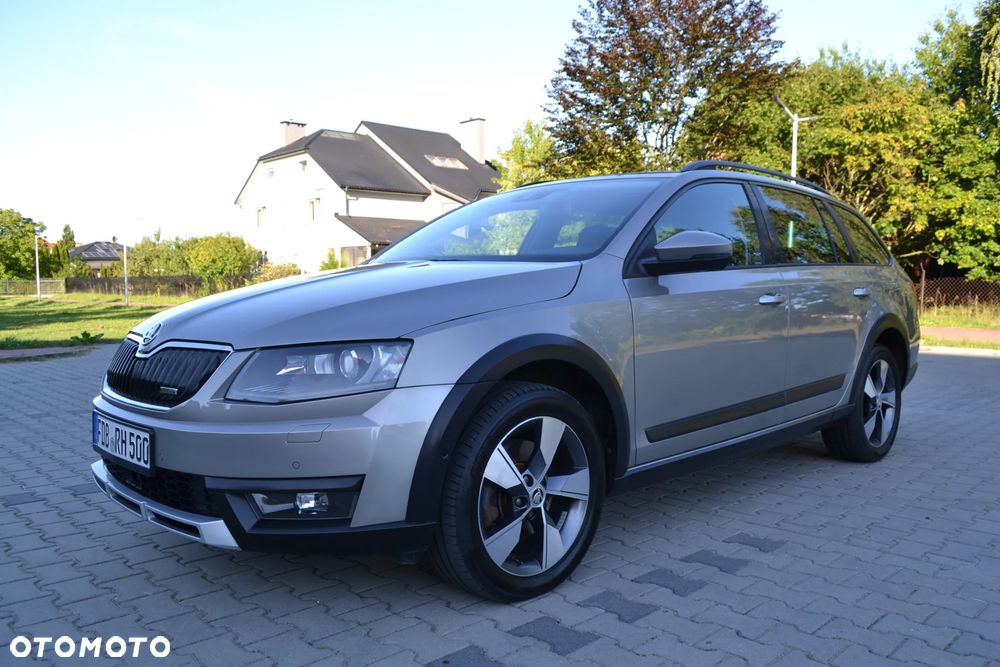 Skoda Octavia 2.0 TDI 4x4 DSG Scout - 2