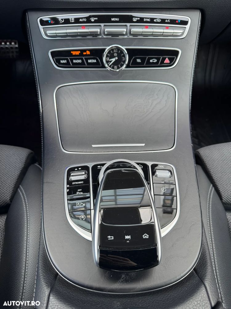 Mercedes-Benz E 220 d 9G-TRONIC Sportstyle Edition - 19