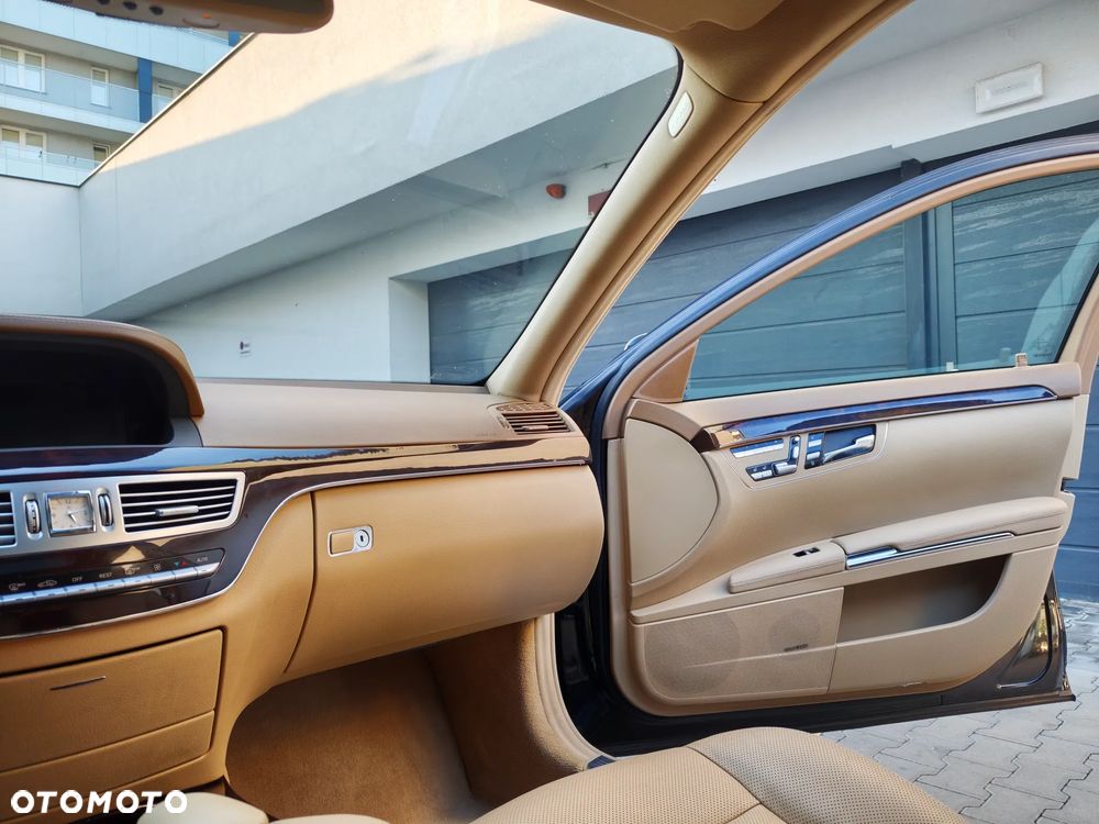 Mercedes-Benz Klasa S 500 L BlueEff - 28