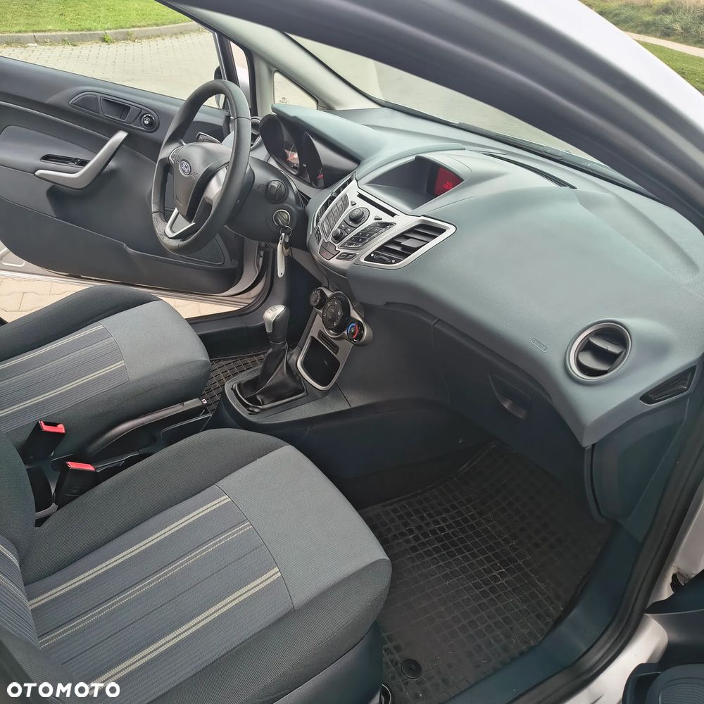 Ford Fiesta 1.25 Gold X - 9