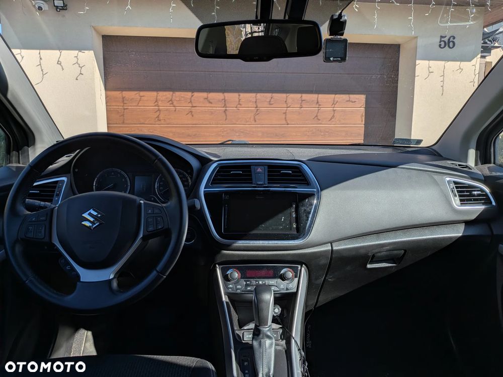 Suzuki SX4 - 10