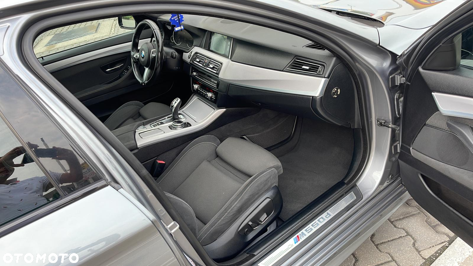 BMW Seria 5 M550d xDrive - 36